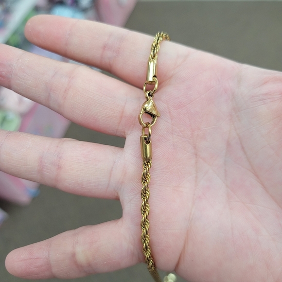 Brand New Snoopy Gold Stainless Steel Rhinestone Necklace - Picture 7 of 10